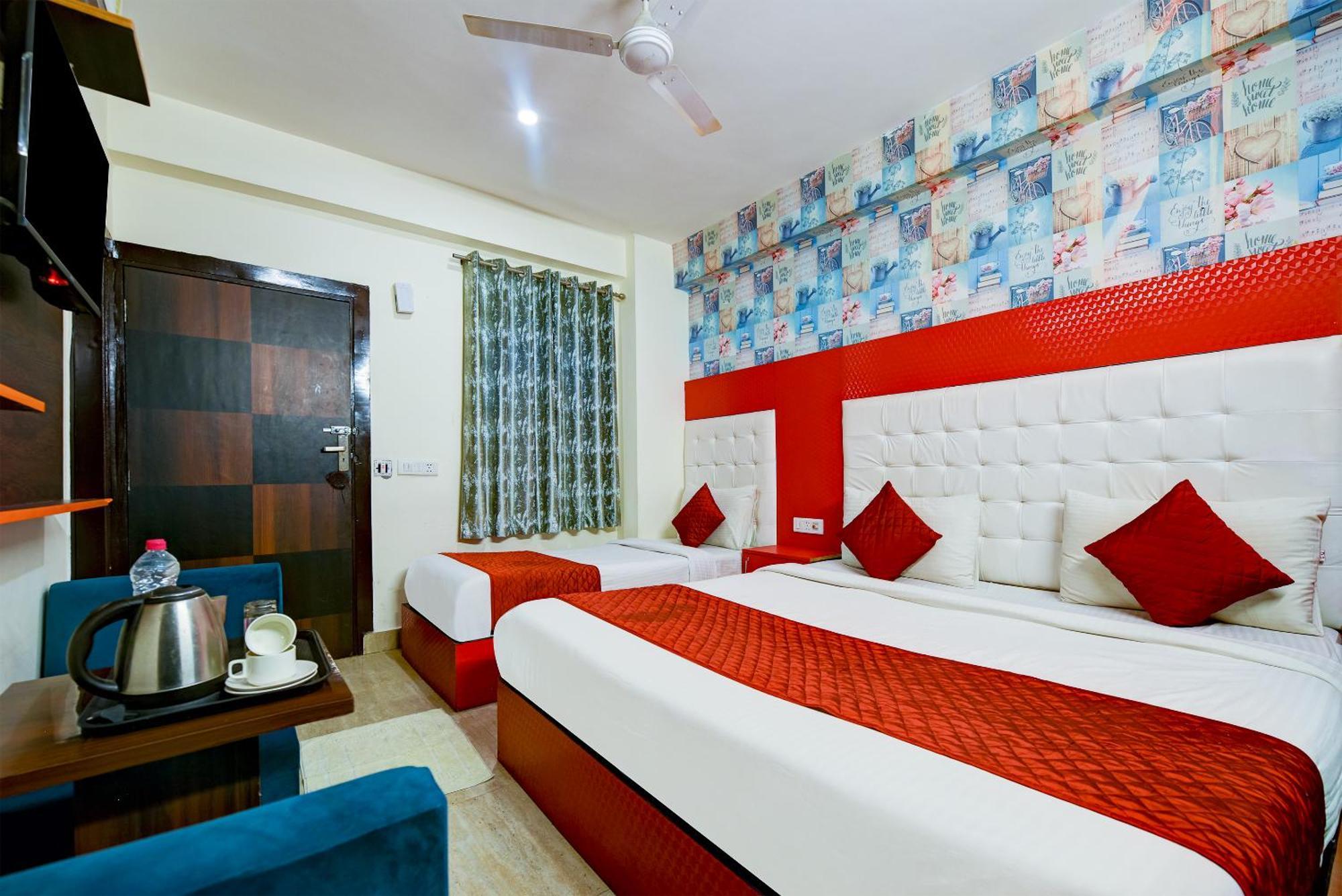 Hotel Square Plaza At Airport New Delhi Exteriör bild