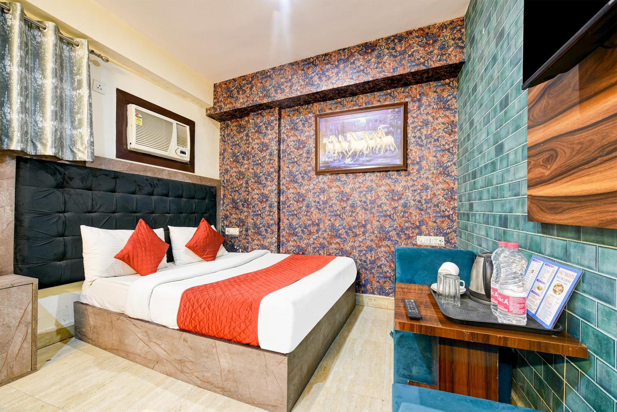 Hotel Square Plaza At Airport New Delhi Exteriör bild